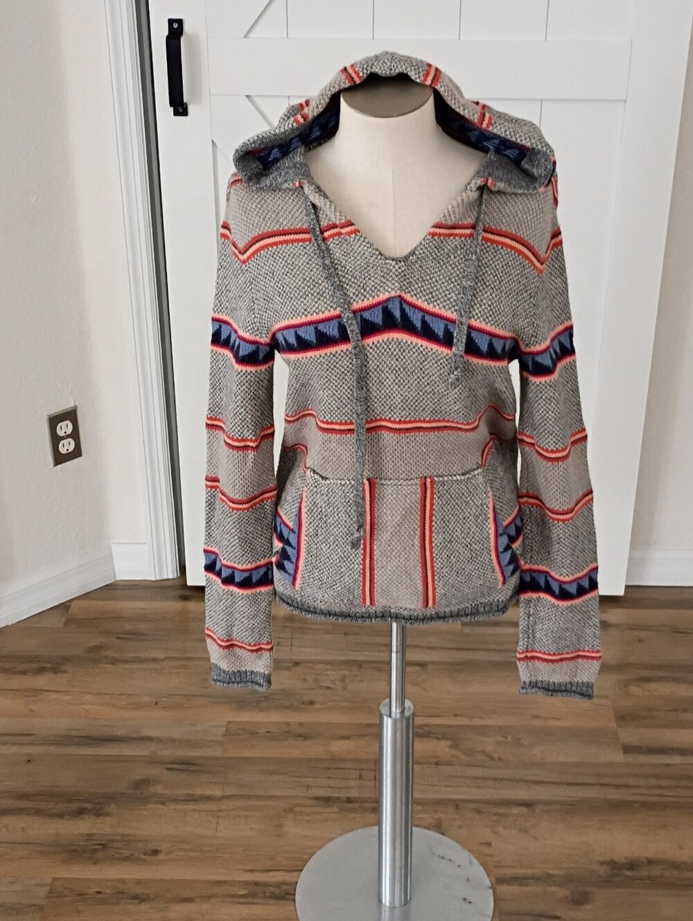 American Eagle Outfitters Hooded Zip Sweater in Gray with Red & Blue Stripes